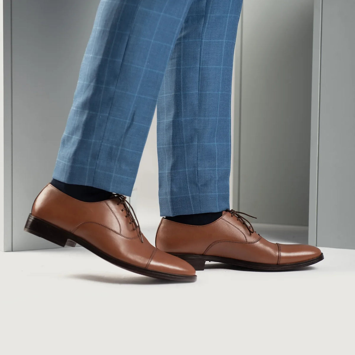 Tan Full-Grain leather Shoes - Montage cousu Goodyear & détail de l'embout avant
