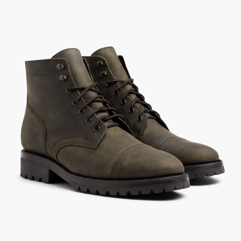 Captain StormKing® Olive Foncée Mat Bottines en cuir pour Homme in Olive Full-Grain Leather - Vue de profil | Acheter en ligne