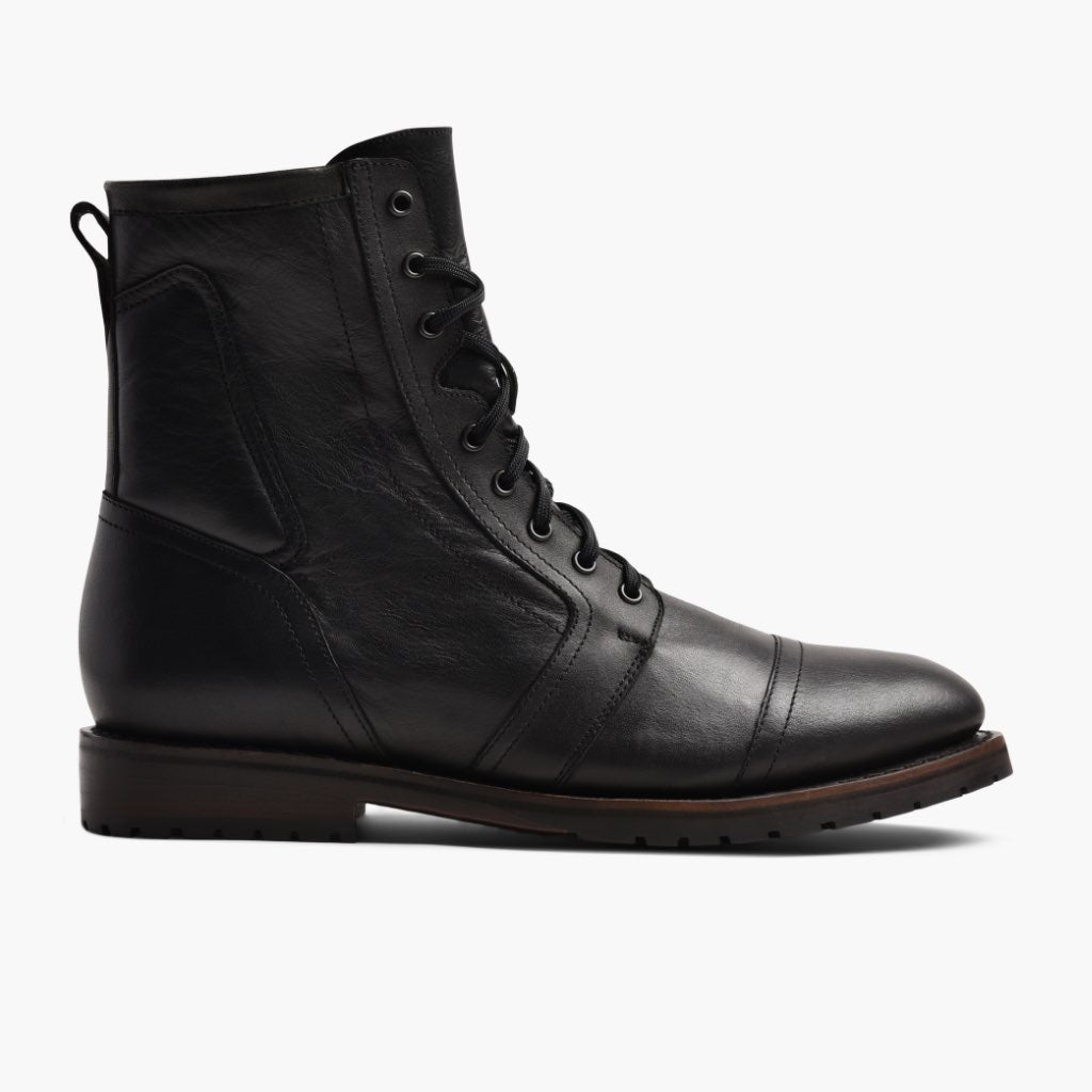Casa Moto Noir Bottines en cuir pour Homme - Vue de profil mettant en valeur la coupe de manche ergonomique