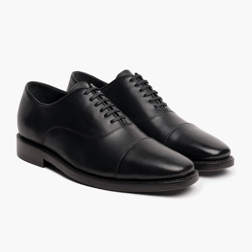 Executive Noir Leather Sneakers pour Homme