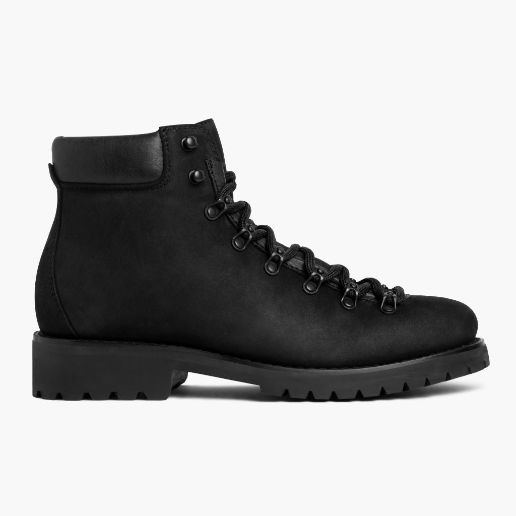 Black Full-Grain leather Boots - Montage cousu Goodyear & détail de l'embout avant