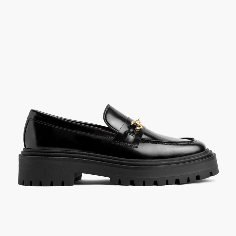 Black Full-Grain leather Loafers - Goodyear Welt Construction & Front Toe Box Detail