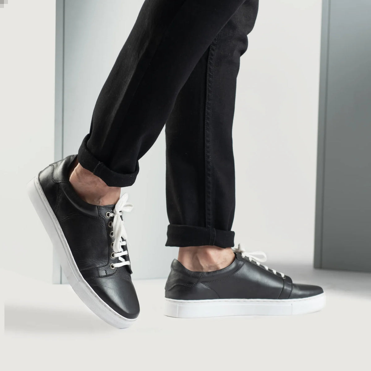 Orlaven Carter Runn Noir Baskets en cuir pour Homme footwear image 10