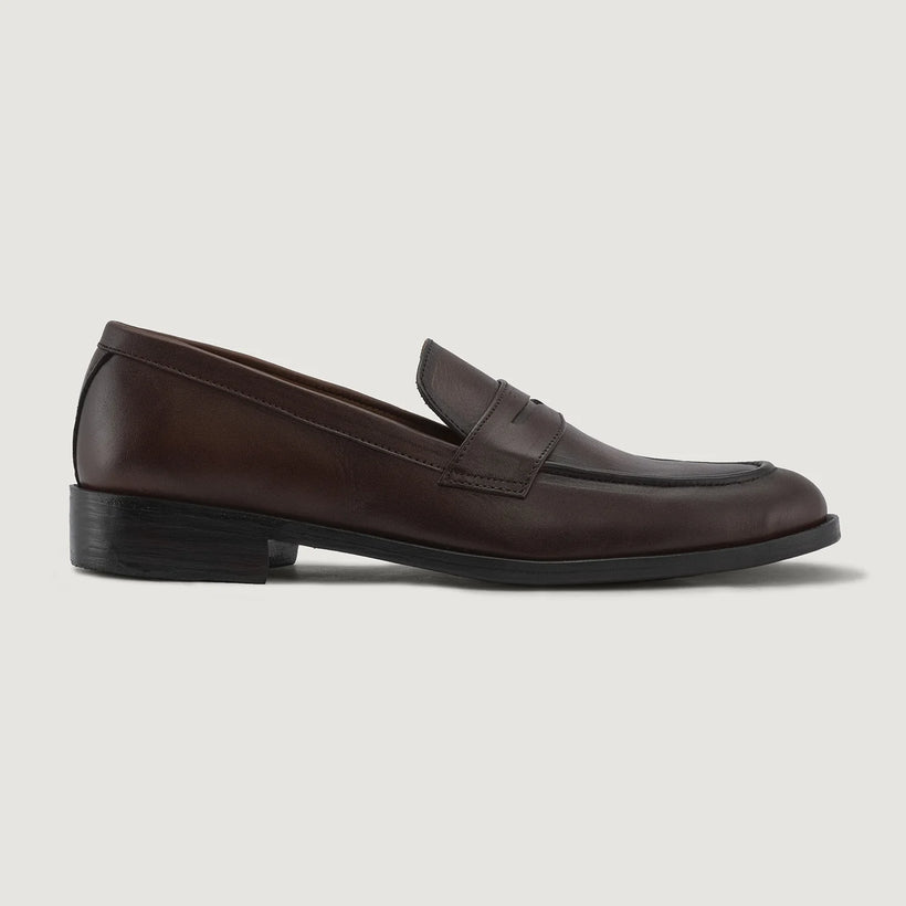 Baxton Burnished Marron Leather Loafers pour Homme
