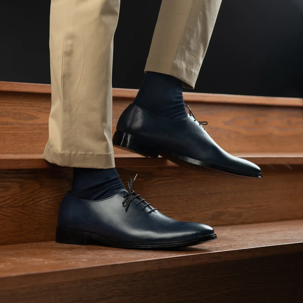 Orlaven Director Wholecut Midnight Bleu Chaussures en cuir pour Homme footwear image 10