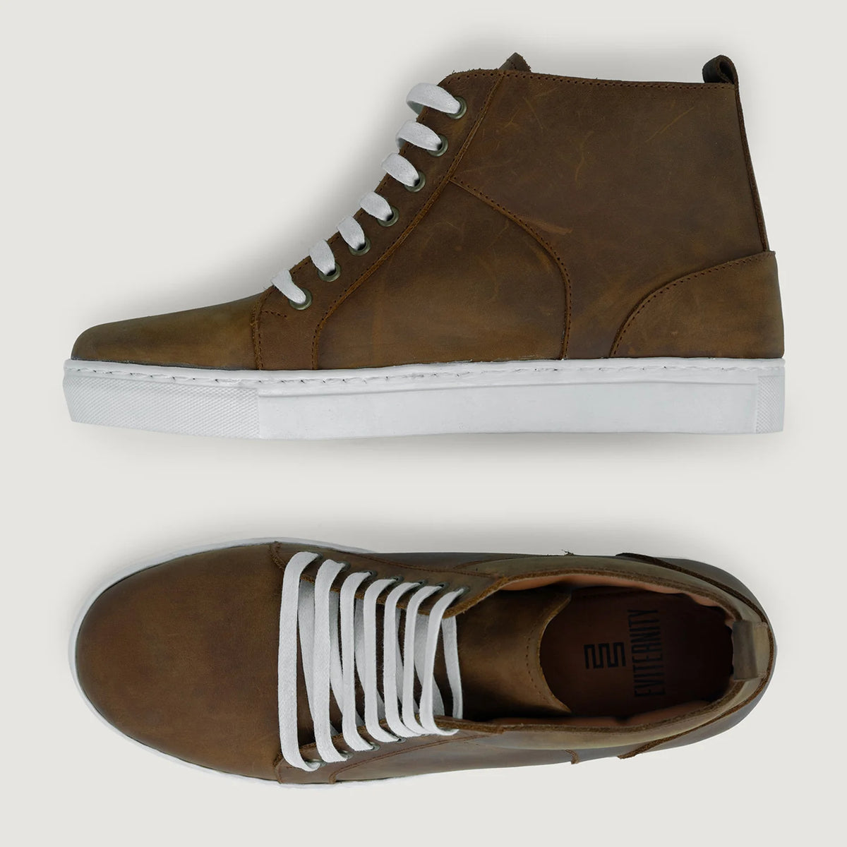 High-Traction Rubber Outsole & Lug Tread Pattern on Marty High Top Cuivre Brûlé Pullup Baskets en cuir pour Homme For Men