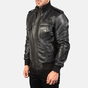 Black Sheepskin Leather Bomber Jacket - Vue de dos avec coupe ajustée aux épaules &amp; ourlet soigné