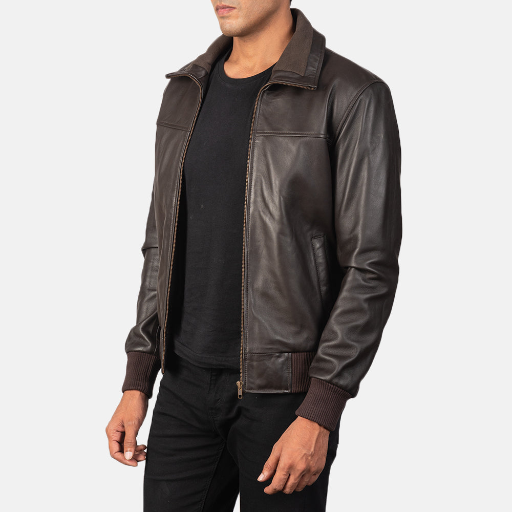 Dark Brown Sheepskin Leather Bomber Jacket - Vue arrière montrant la carrure ajustée et l'ourlet net