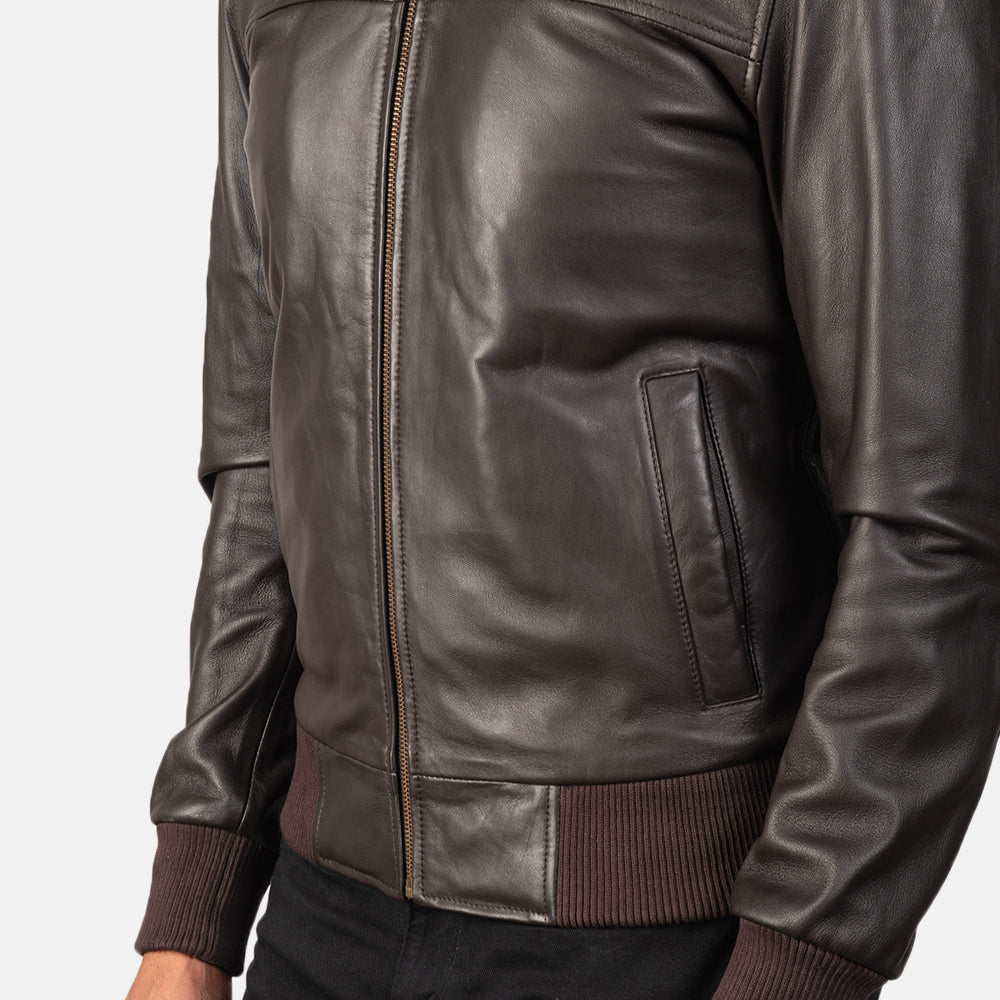 Vue intérieure Showing Quilted Polyester Lining (Fleece on Collar) &amp; Deux poches intérieures fonctionnelles