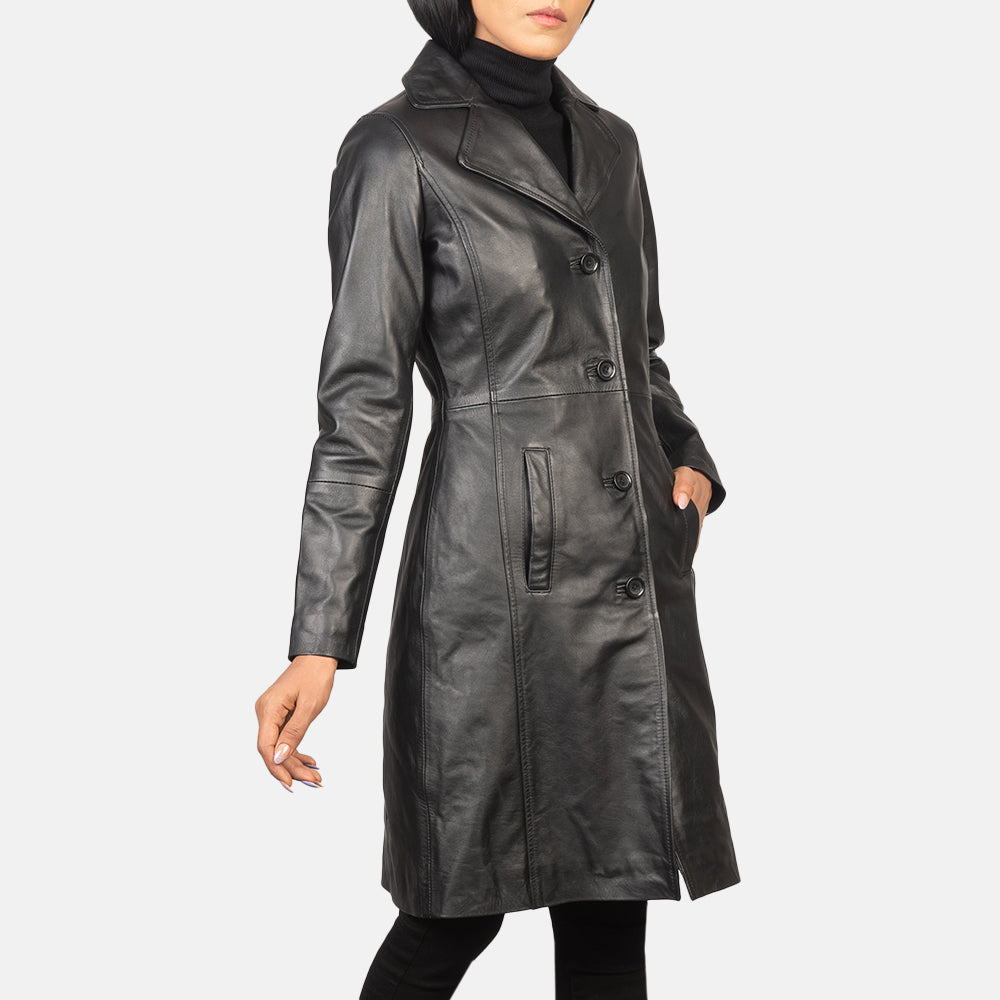 
Vue détaillée of Notch & Buttons Hardware on Alexis Noir Single Breasted Manteau en Cuir pour Femme