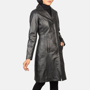 
Vue détaillée of Notch & Buttons Hardware on Alexis Noir Single Breasted Manteau en Cuir pour Femme