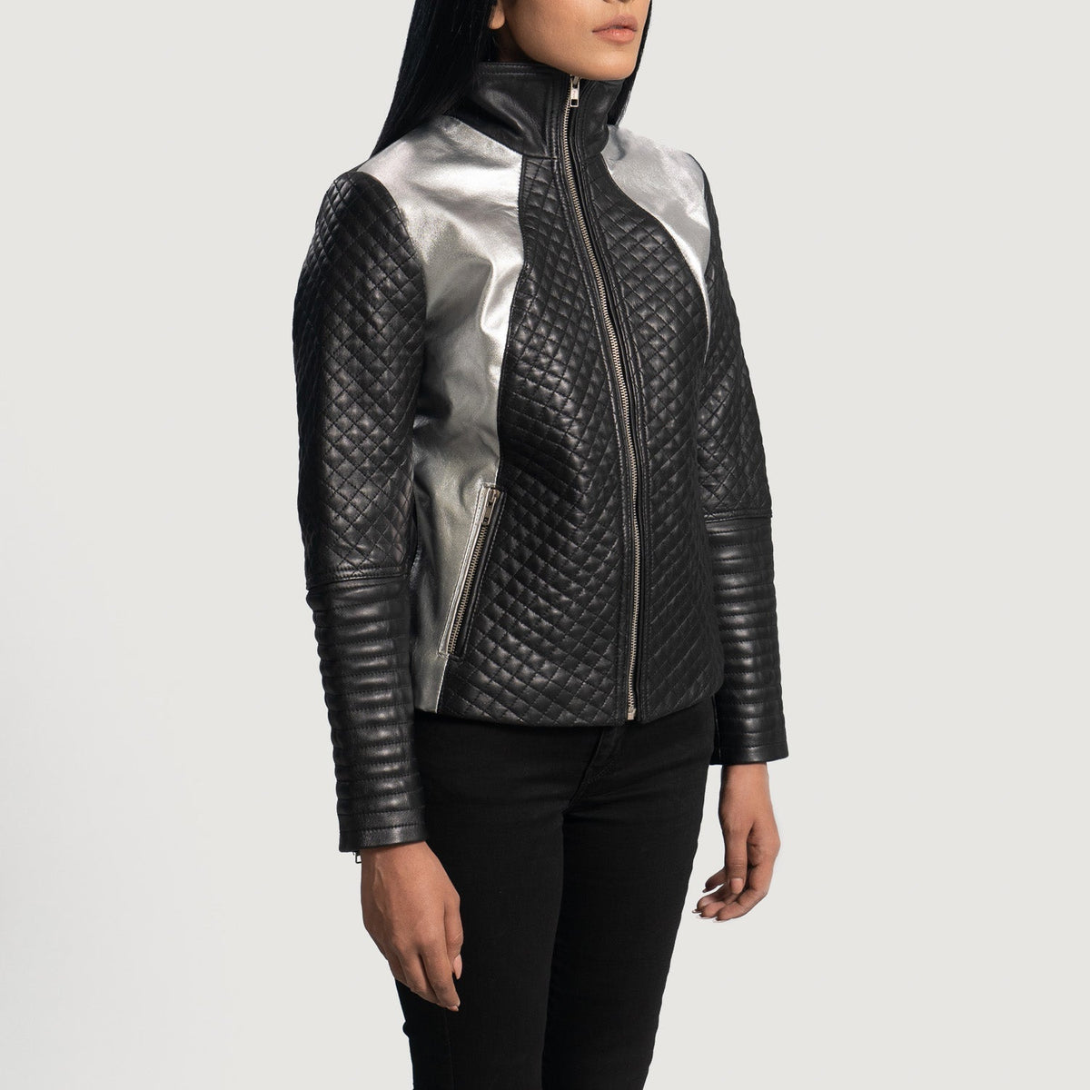 Black Sheepskin Leather Biker Jacket - Vue de dos avec coupe ajustée aux épaules &amp; ourlet soigné