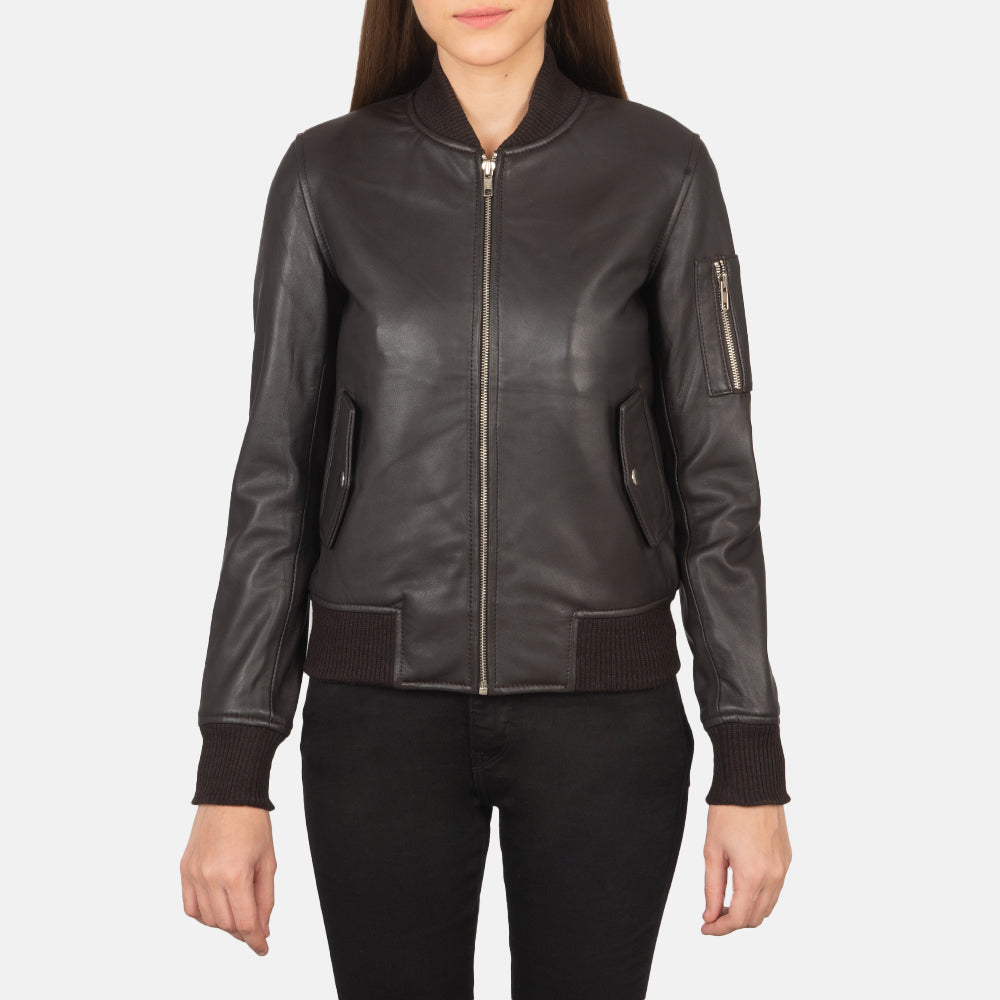 Vue détaillée of Rib Knit &amp; Zipper Hardware on Women's Ava Ma-1 Brown Leather Bomber Jacket