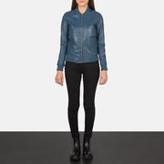 Women's Bliss Bleu Blouson Bomber en Cuir pour Femme - Vue de profil avec coupe de manche ergonomique
