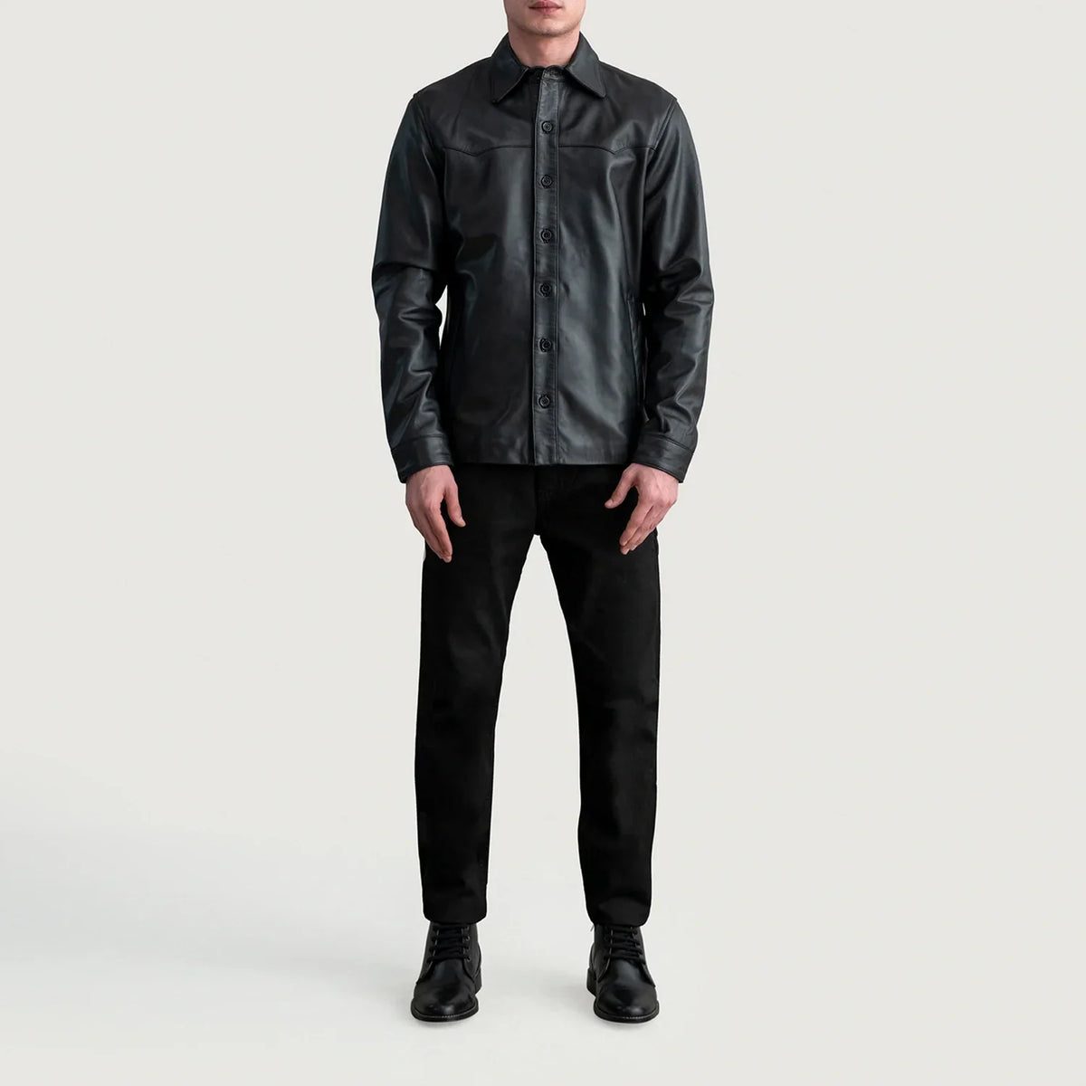 
Vue détaillée of Shirt & Buttons Hardware on Bronco Noir Leather Shirt pour Homme