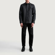 
Vue détaillée of Shirt & Buttons Hardware on Bronco Tumbled Noir Leather Shirt pour Homme