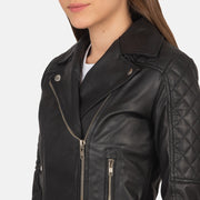 Vue intérieure Showing Quilted Polyester Lining &amp; Deux poches intérieures