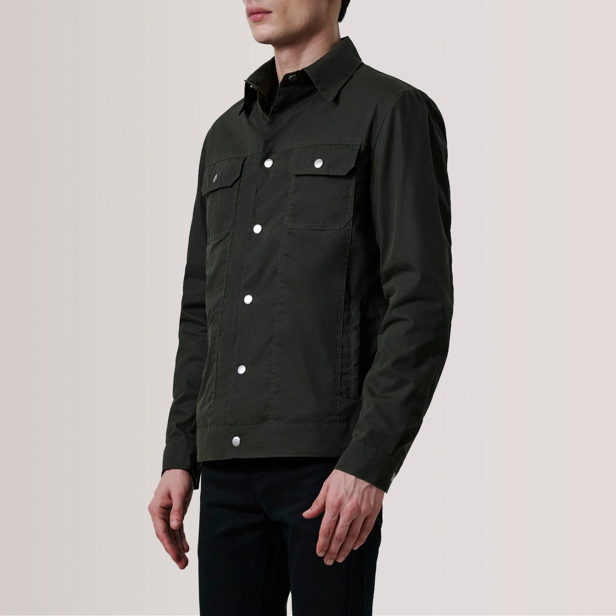 Colberto Olive Waxed Canvas Trucker Veste en Cuir pour Homme For Men - Vue de profil avec coupe de manche ergonomique