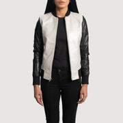Women's Cole Silver Blouson Bomber en Cuir pour Femme - Vue de profil avec coupe de manche ergonomique