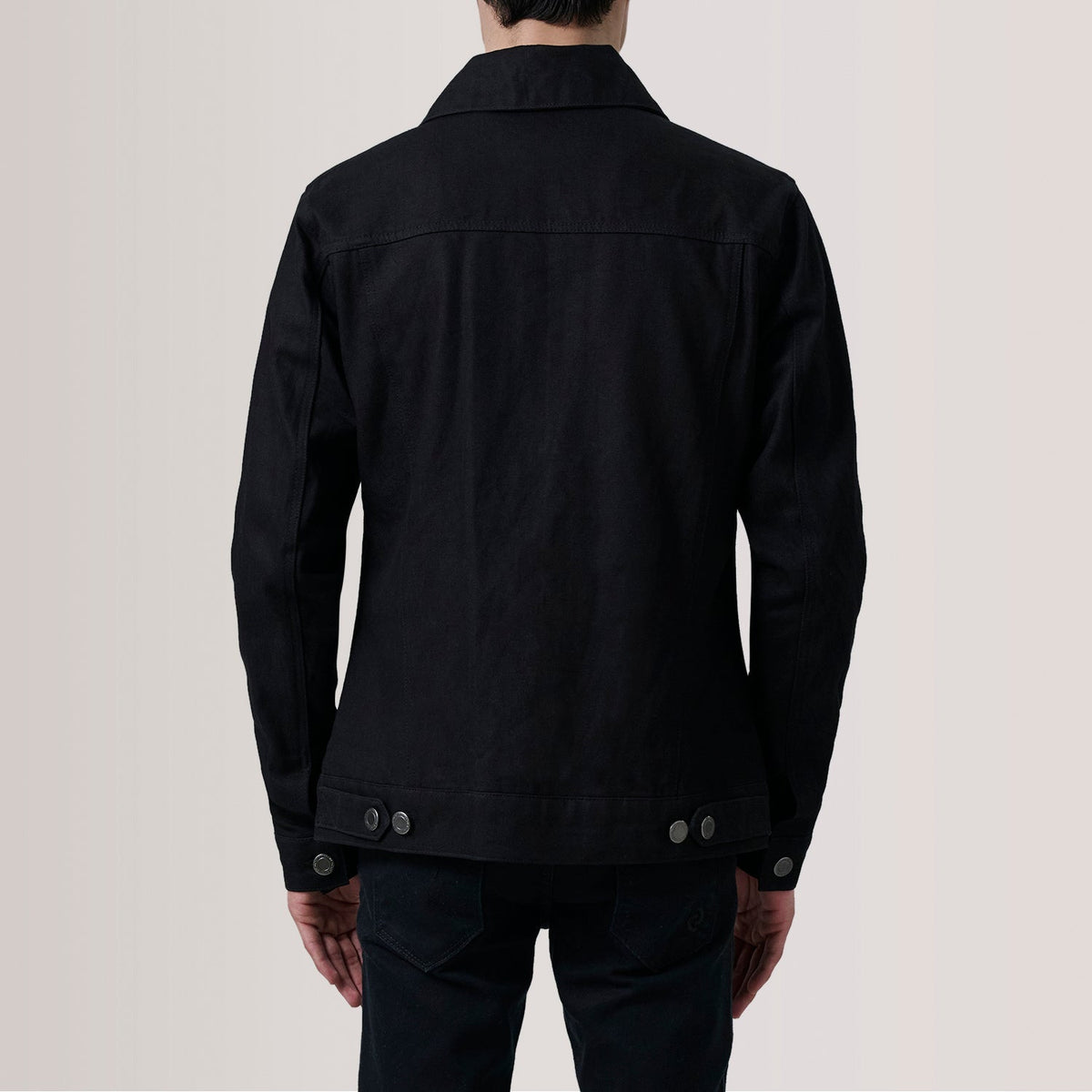Vue détaillée of Classic Collar &amp; Heavy-Duty Zipper Hardware on Conard Noir Denim Trucker Veste en Cuir pour Homme For Men