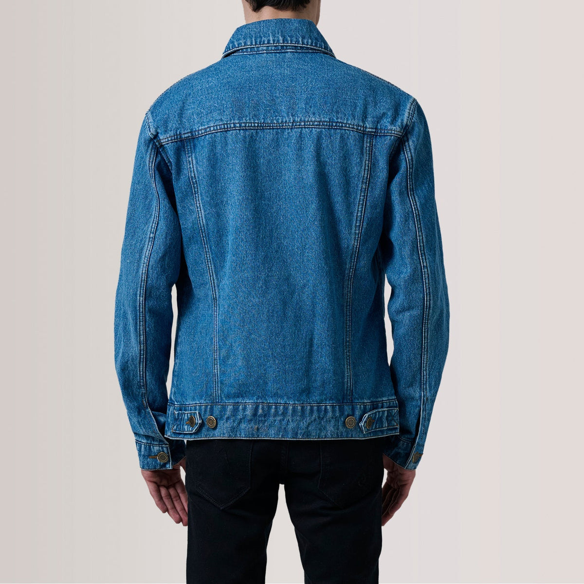 
Vue détaillée of Classic Collar & Heavy-Duty Zipper Hardware on Conard Bleu Denim Trucker Veste en Cuir pour Homme For Men