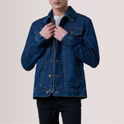 Conard Dark Bleu Denim Trucker Veste en Cuirpour Homme For Men in Dark Blue Full-Grain Leather - Vue de face &amp; silhouette ajustée | Acheter en ligne