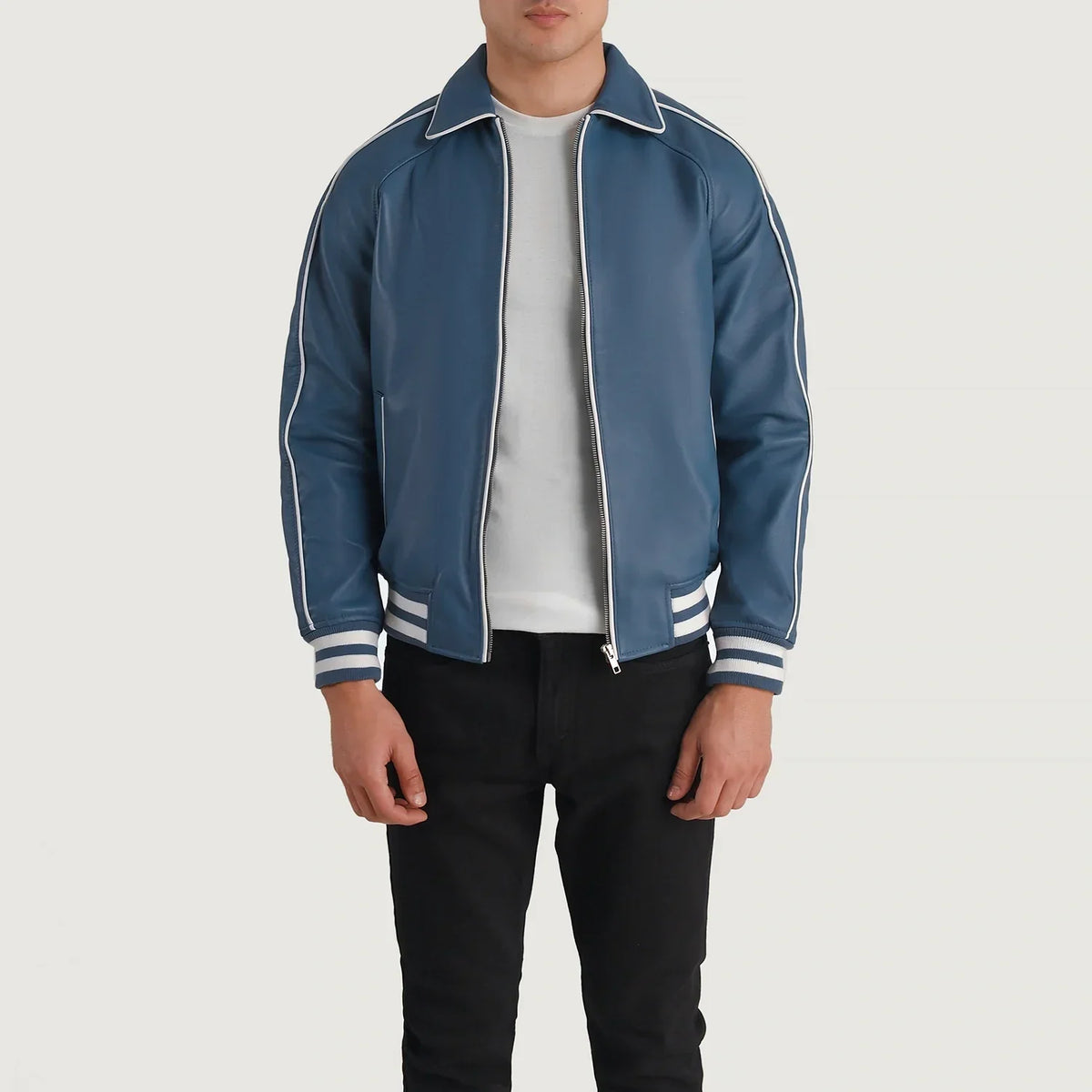Cooper Bleu Leather Varsity Veste en Cuir pour Homme in Blue Sheepskin Leather - Vue de face &amp; silhouette ajustée | Acheter en ligne