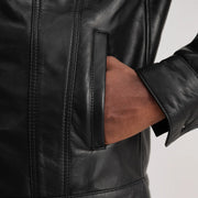 
Vue intérieure Showing Fully Faux Fur Lined & Deux poches intérieures fonctionnelles