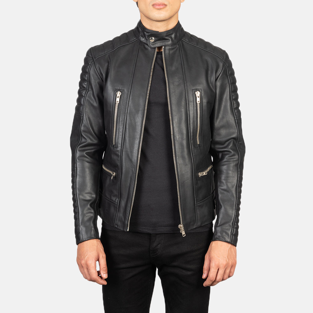 
Damian Grey Suede Biker Jacket in Grey Sheepskin Suede - Vue de face & silhouette ajustée | Acheter en ligne