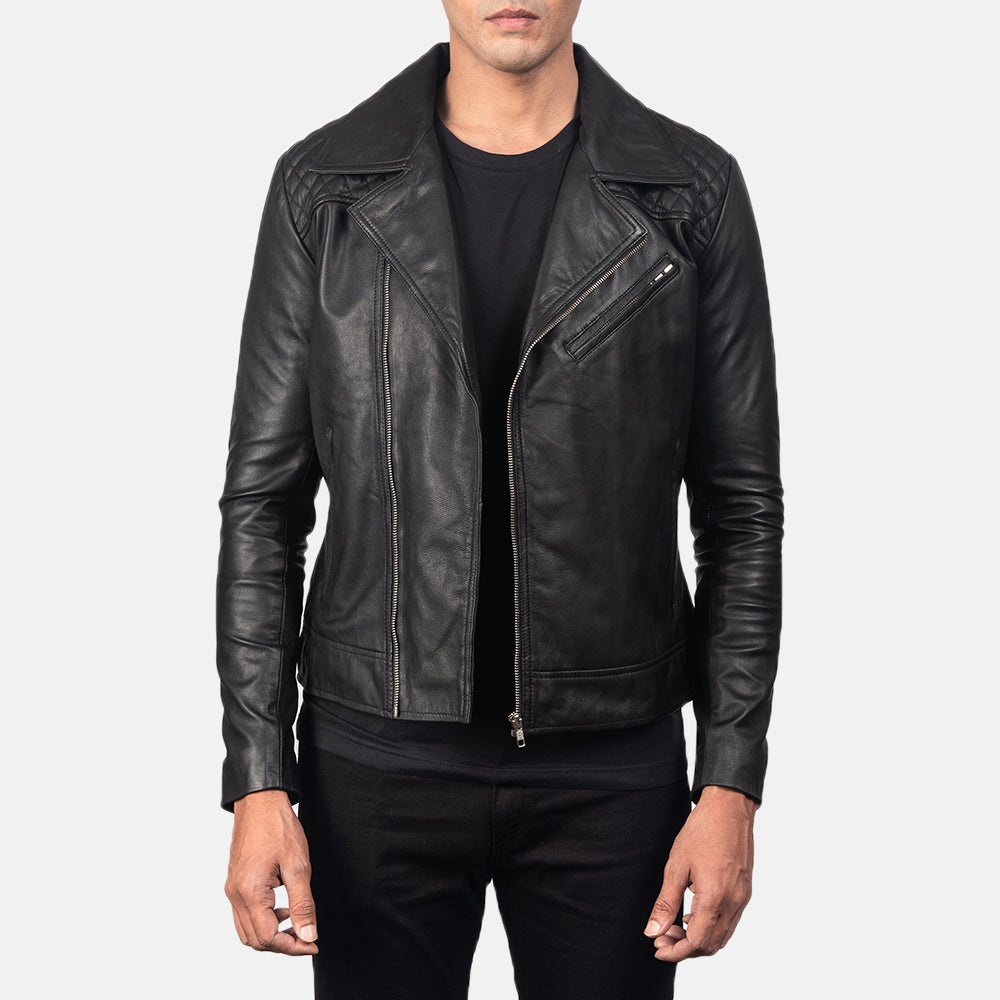 Men's Danny Quilted Brown Leather Biker Jacket in Distressed Brown Goatskin Leather - Vue de face &amp; silhouette ajustée | Acheter en ligne