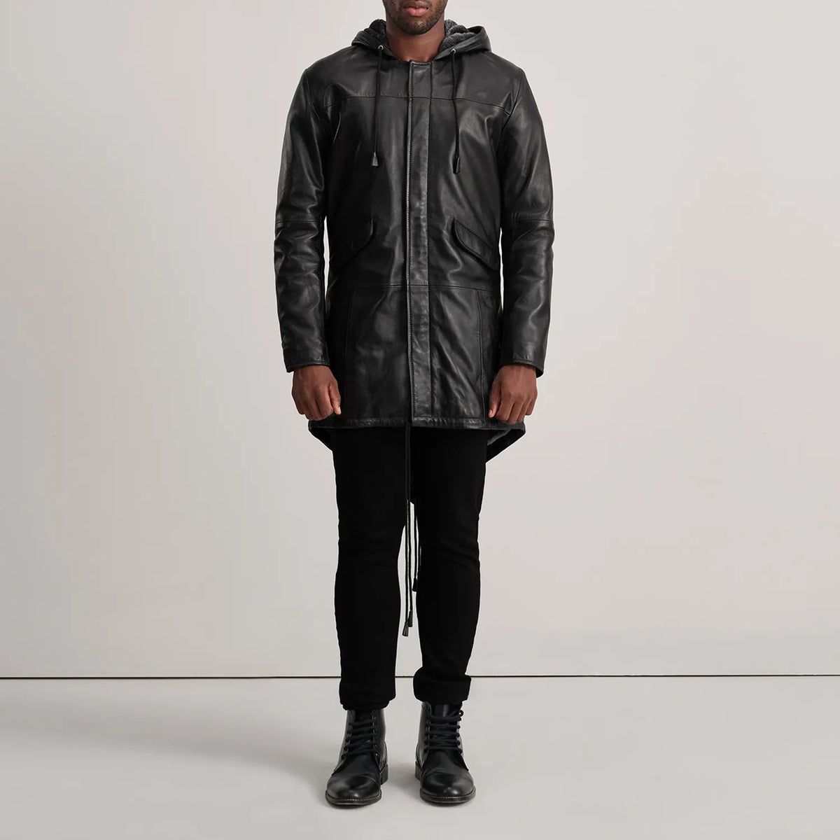 Delvin Tan Leather Parka - Vue de profil avec coupe de manche ergonomique