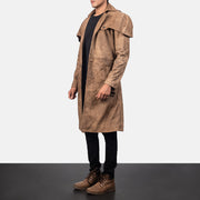 Distressed Brown Semi-Aniline Snuffed Trench Coat - Vue de dos avec coupe ajustée aux épaules &amp; ourlet soigné