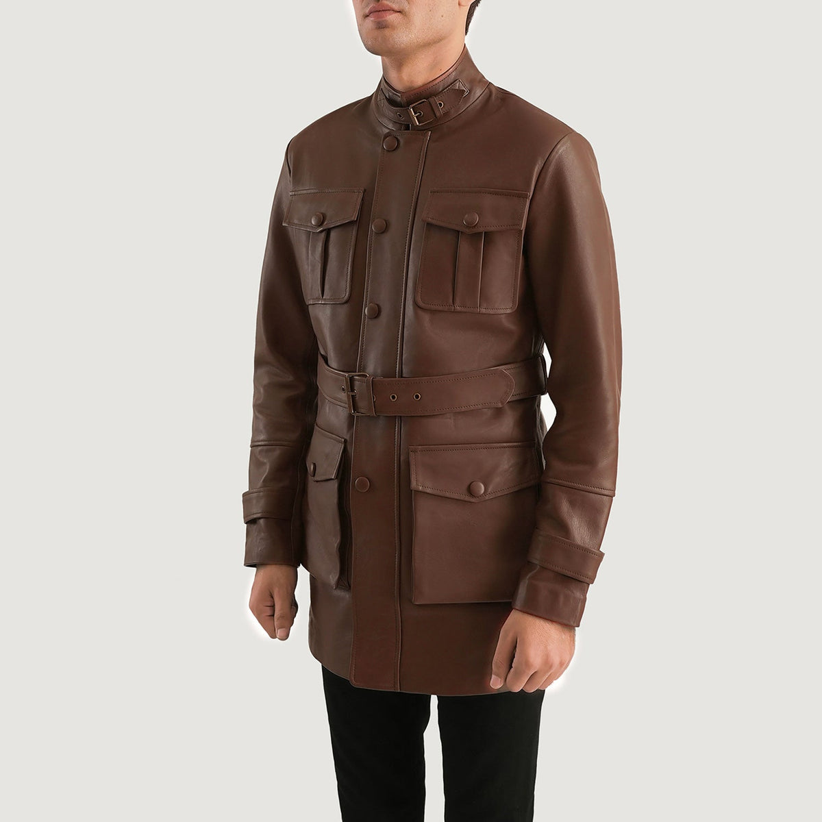 
Brown Cowhide leather Jacket - Vue arrière montrant la carrure ajustée et l'ourlet net