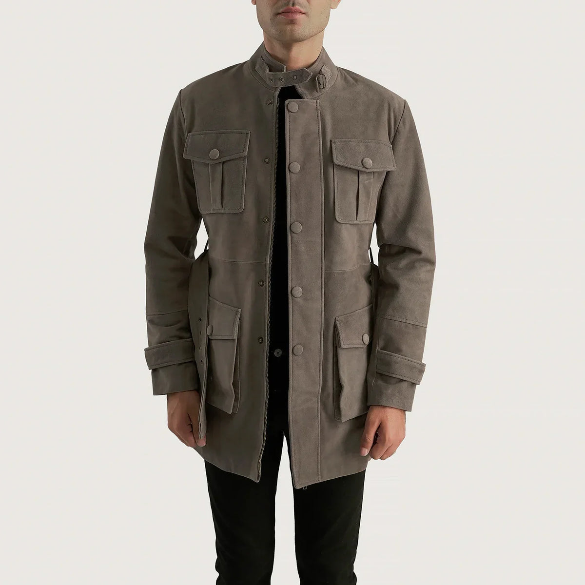 Dolf Gris Veste en Daim pour Homme in Grey Cowhide Suede - Vue de face &amp; silhouette ajustée | Acheter en ligne