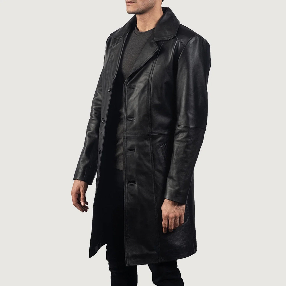 Black Cowhide leather Coat - Vue de dos avec coupe ajustée aux épaules &amp; ourlet soigné