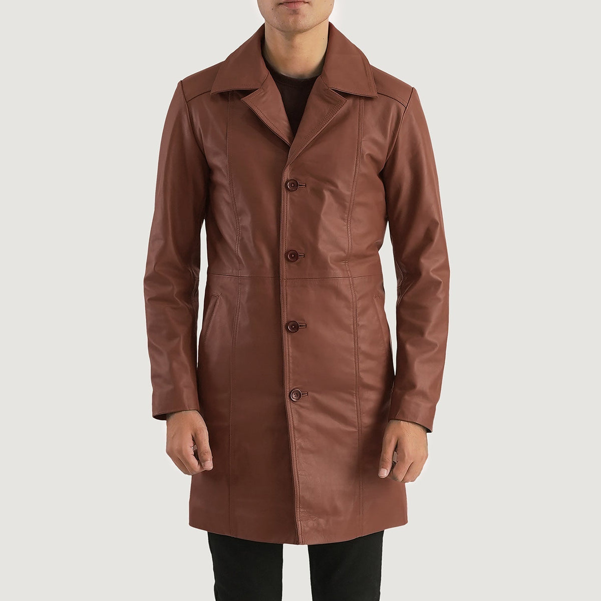 
Vue détaillée of Notch & Button Hardware on Don Long Marron Manteau en Cuir pour Homme