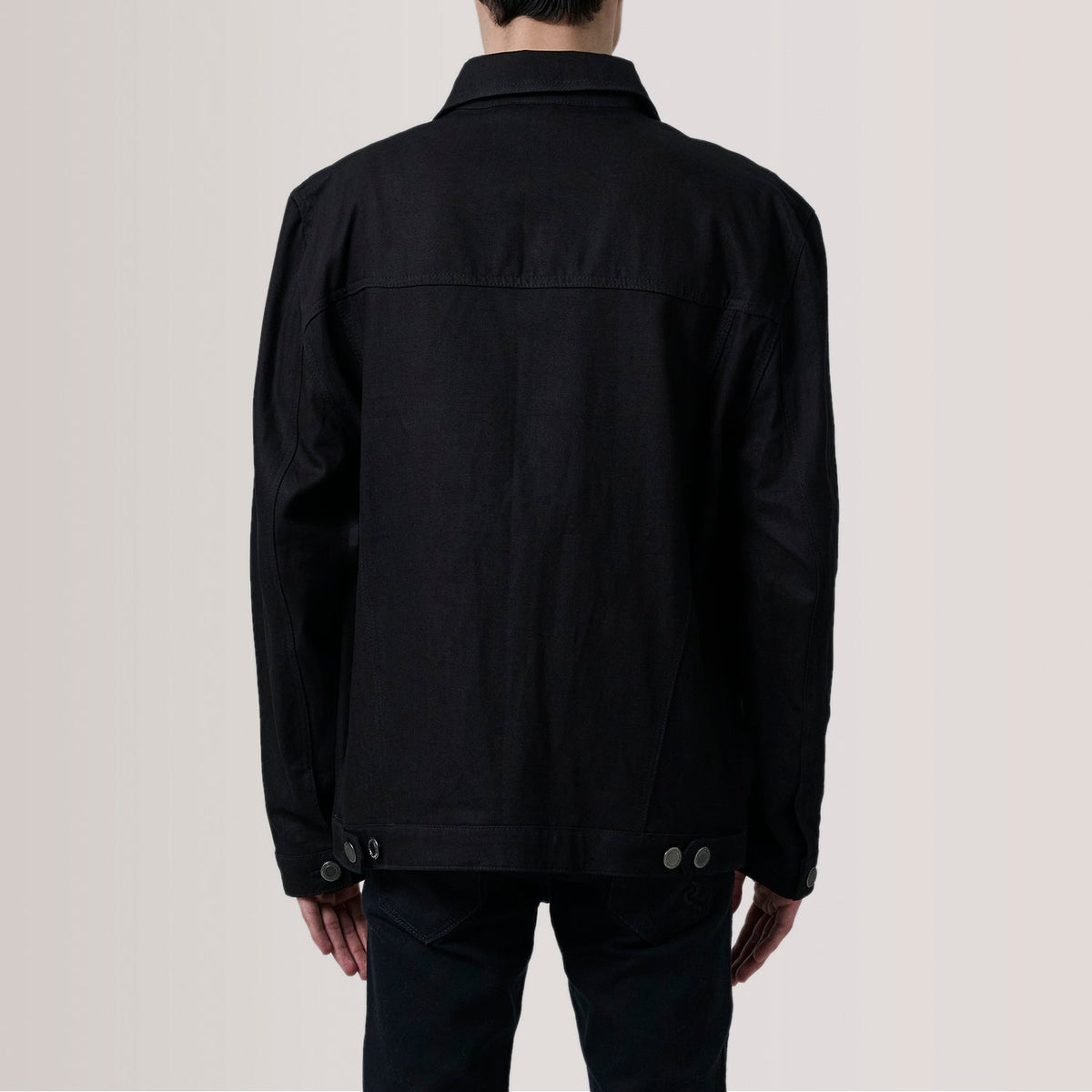 Vue détaillée of Classic Collar &amp; Heavy-Duty Zipper Hardware on Eddie Noir Oversized Denim Trucker Veste en Cuir pour Homme For Men