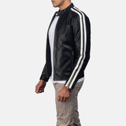 Vue détaillée of Band with snap button &amp; Zipper Hardware on Hank Noir Veste Motard en Cuir pour Homme
