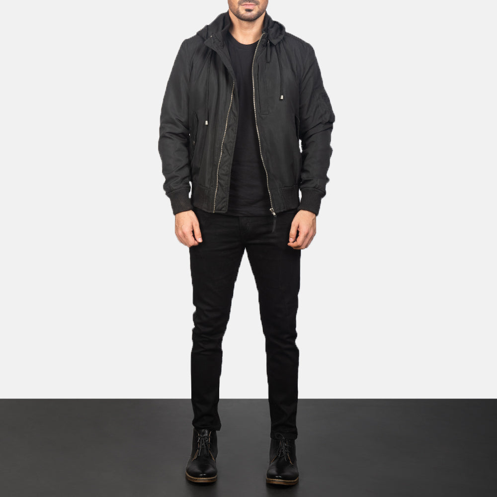 Men's Hanklin Ma-1 Black Hooded Bomber Jacket - Vue de profil avec coupe de manche ergonomique