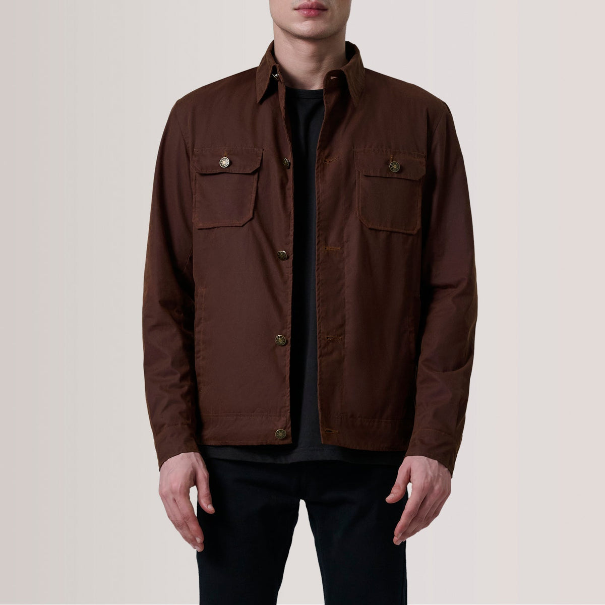 
Irwin Marron Waxed Canvas Field Veste en Cuir pour Homme For Men in Brown Waxed Cotton Canvas - Vue de face & silhouette ajustée | Acheter en ligne