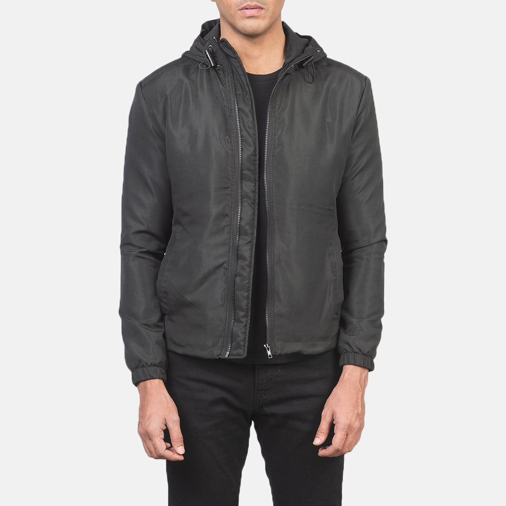 Jimmy Black Hooded Windbreaker Jacket in Black Polyester - Vue de face & silhouette ajustée | Acheter en ligne