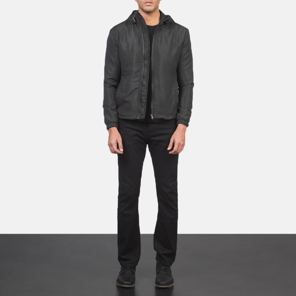 Jimmy Black Hooded Windbreaker Jacket - Vue de profil mettant en valeur la coupe de manche ergonomique