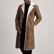 
Kolby Distressed Brown Shearling Long Coat in Distressed Brown Sheepskin Snuffed - Vue de face & silhouette ajustée | Acheter en ligne
