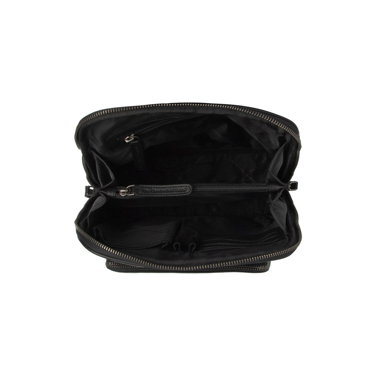 
Solid Antique Brass Hardware & Heavy-Duty Dual Zipper Detail on Floran Cuir Pleine Fleur Backpack