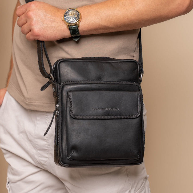 Montira Full-Grain Leather Crossbody Bag pour Homme