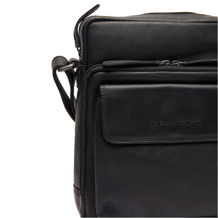 
Montira Sac besace en cuir pleine fleur - Profil latéral structuré montrant la profondeur du soufflet