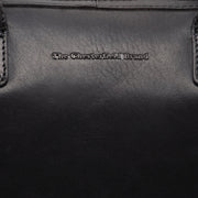 Vue détaillée of Classic Collar &amp; Heavy-Duty Zipper Hardware on Langton Full-Grain Leather Handbag pour Femme