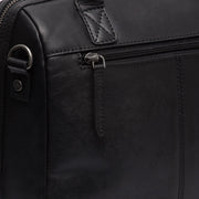 Tailored Rib Cuffs &amp; Hem Craftsmanship Construction Detail on Langton Full-Grain Leather Handbag pour Femme