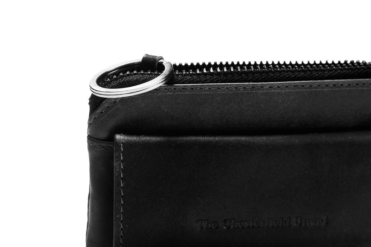 Oliver Full-Grain Leather Key Case pour Femme - Vue de profil avec coupe de manche ergonomique
