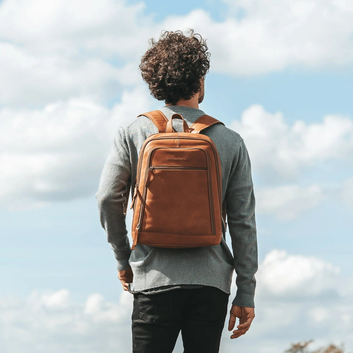 Detroit Full-Grain Leather Laptop Backpack pour Femme – Vue produit alternative 3